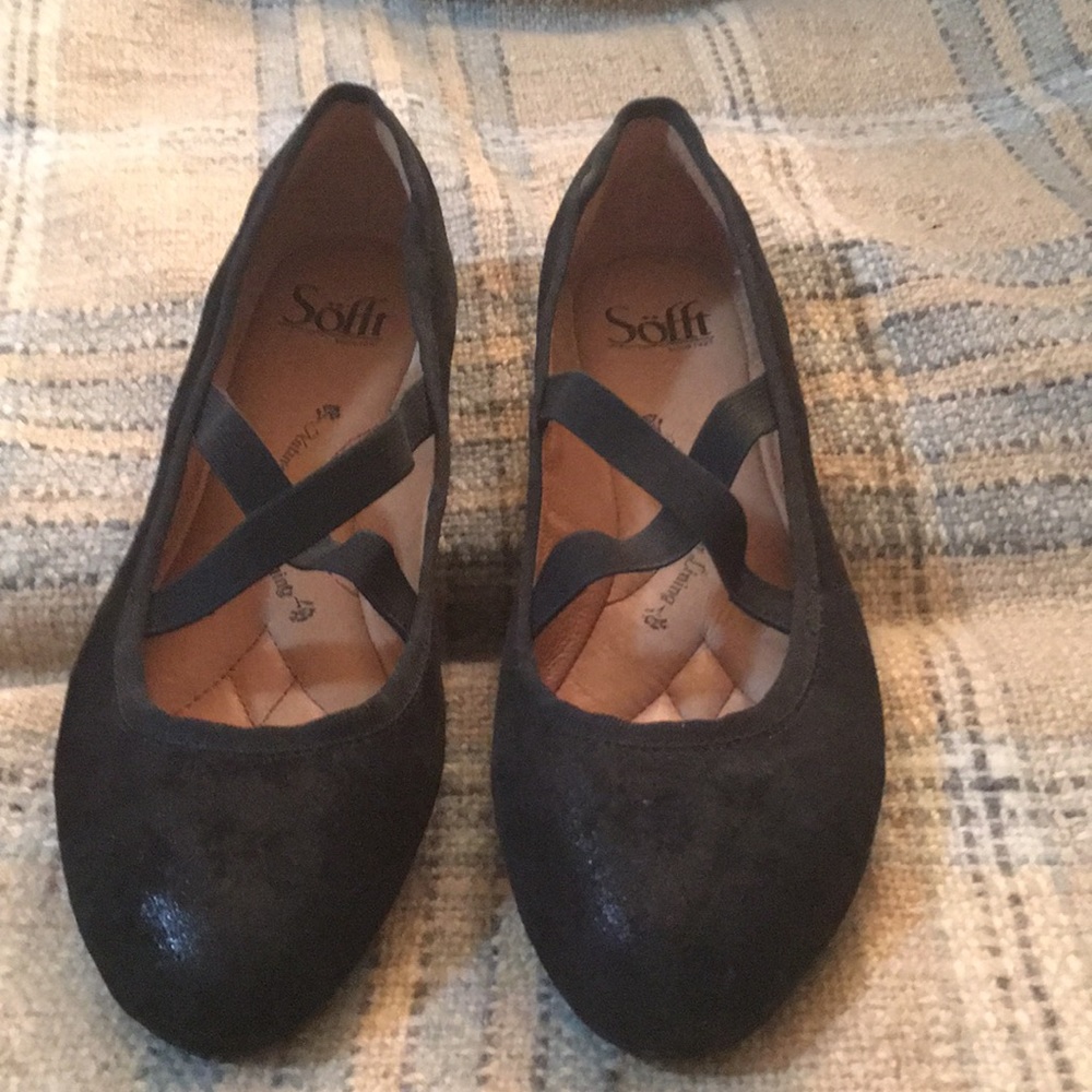 Sofft black flats